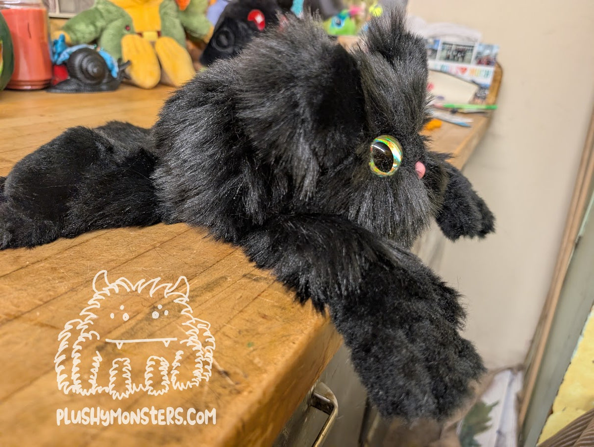 Little Munchkin! - Little Weighted Cat Nerd