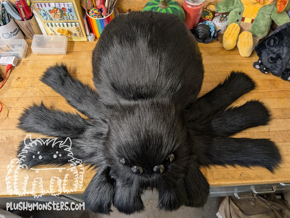 Poe! With Oversized Eyes! - All Black Weighted Middlin'