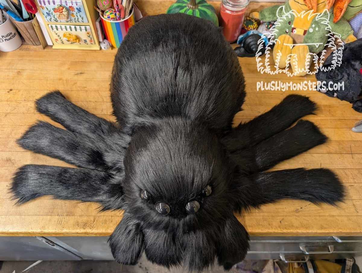 Poe! With Oversized Eyes! - All Black Weighted Middlin'