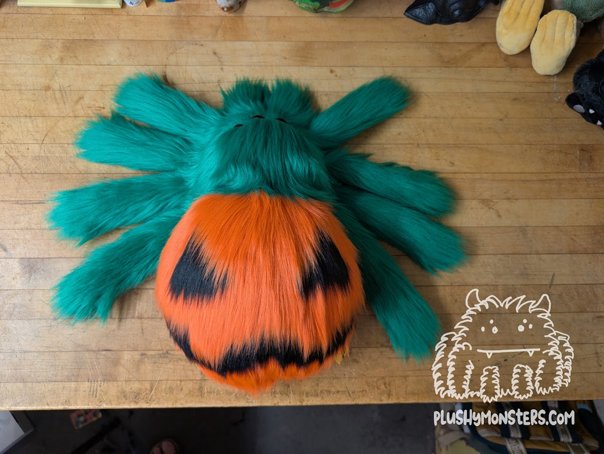 Jackie! - Jack-O'-Lantern Spider in Disguise! - Weighted Lil' Guy